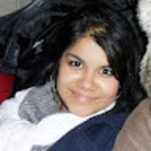 Meet your Posher, Alejandra